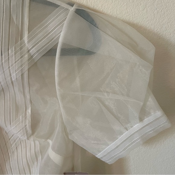 NWT MaxAzria Organza Puff Sleeves Top Size S - Picture 4 of 10